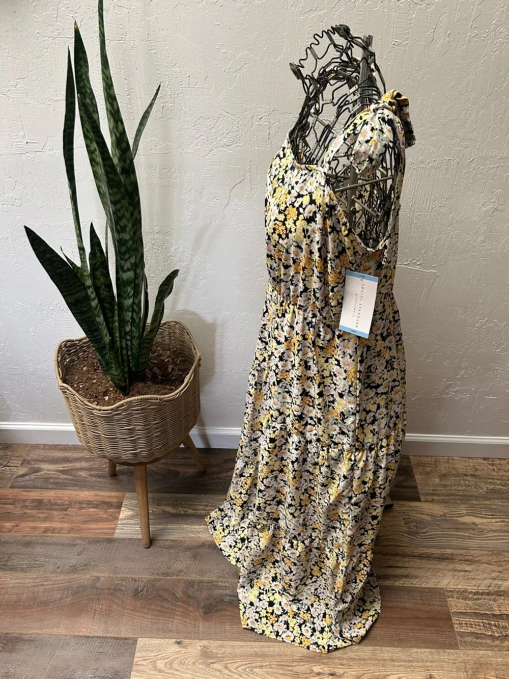Social Sanctuary Yellow Floral Tie-Shoulder Maxi Dress‎